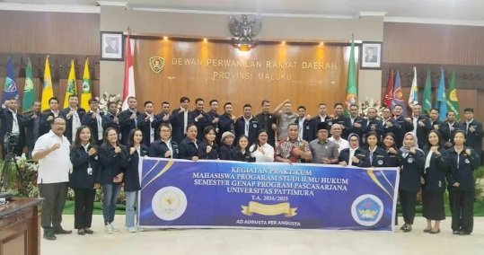 Terima Mahasiswa Pascasarjana Unpatti, George Watubun: Teori dan Praktek Kerap Bergesekan